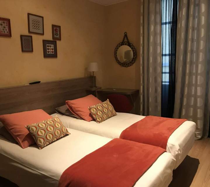 Comfortable rooms in Fontainebleau